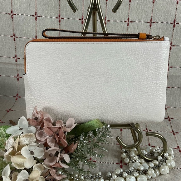 COACH Large Stamped Pebble Leather Corner Zip Wristlet Wallet Clutch CF458 New - Picture 3 of 7